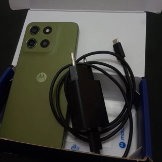 Celular moto G 15 com muita memória 256 gigas